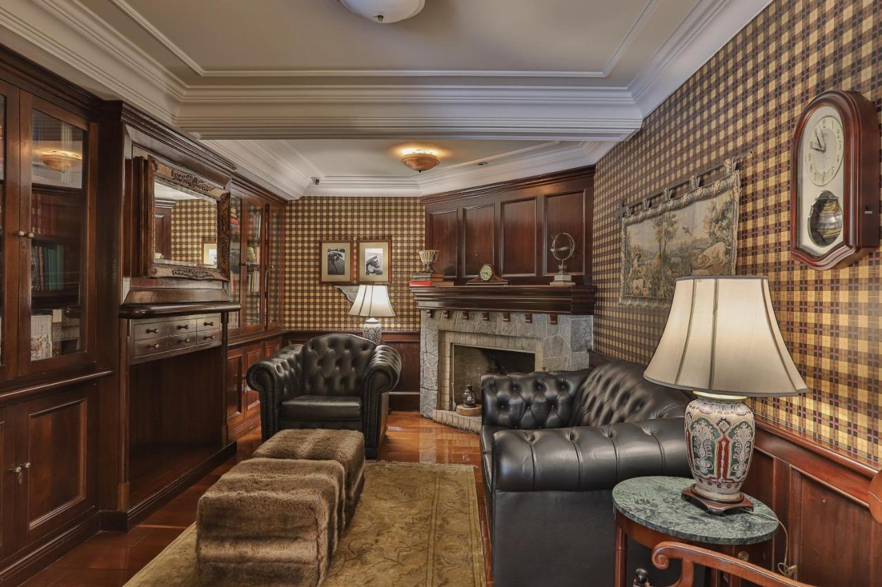 Le Suisse Elegance Hotel Кампус-ду-Жордау Экстерьер фото